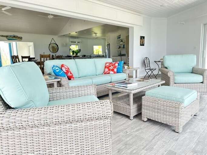 First living area with spectacular ocean views.
