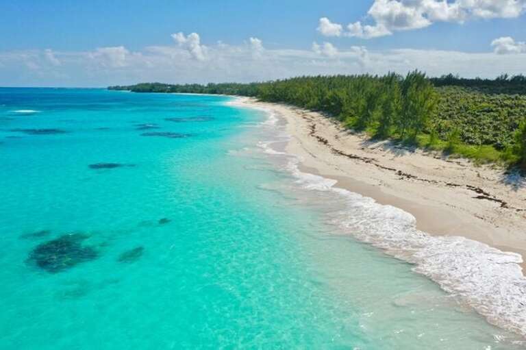Poponi Beach.