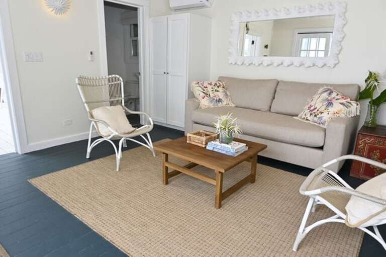 The Casita/Pool House is located next to the pool and features superb ocean views.  It has a Queen sofa bed and a half bath.