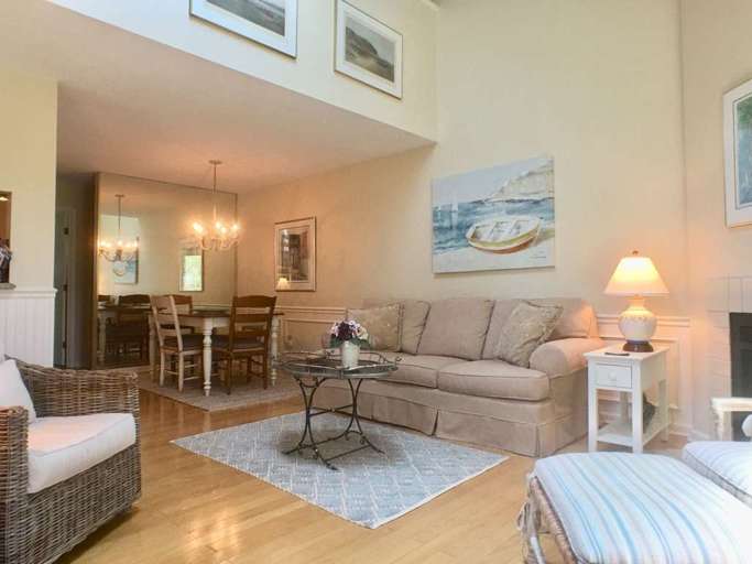 Living/ Dining
