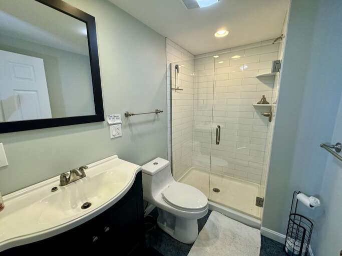 Third Bathroom (2nd Floor - Over the Garage - Guest Suite) Third Bathroom (2nd Floor - Over the Garage - Guest Suite)