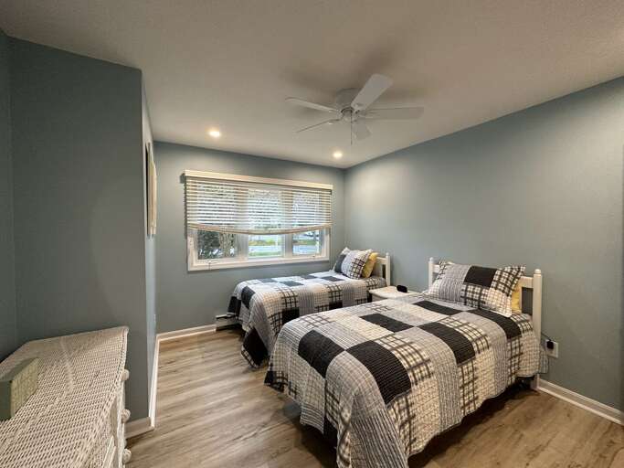 Secondary Bedroom (Downstairs)