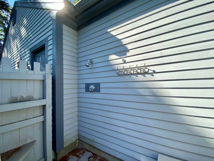 Exterior - Outdoor Shower