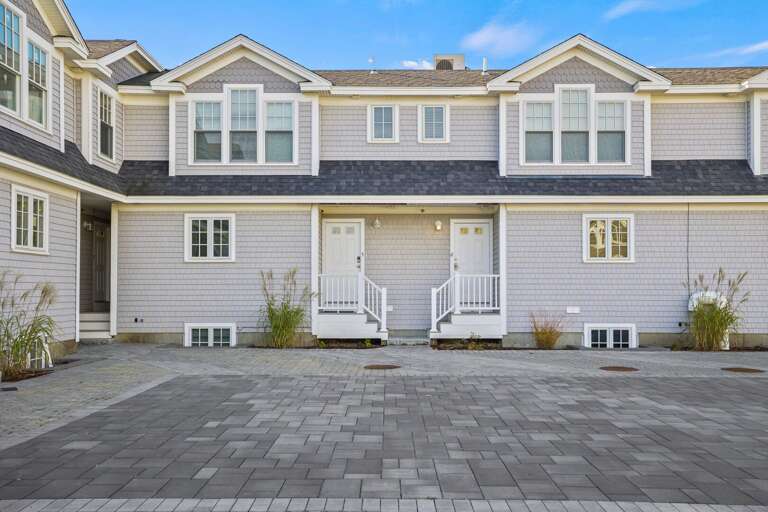 Front Entrance Front Entrance