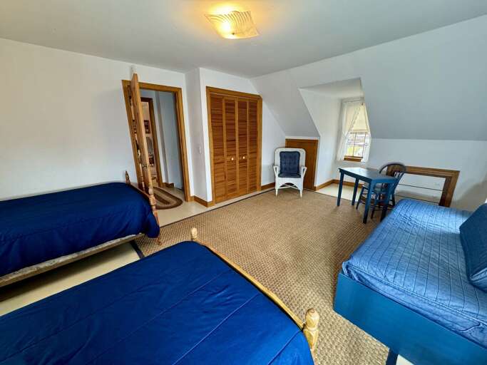 Fourth Bedroom (upstairs)