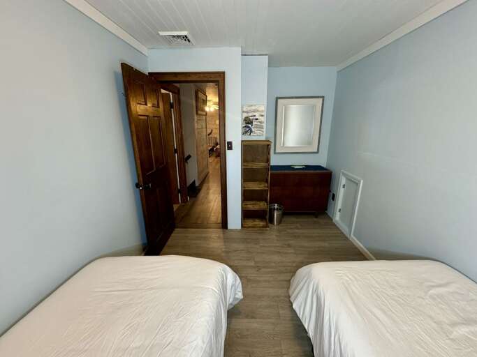 Fourth Bedroom (2nd Floor) Fourth Bedroom (2nd Floor)