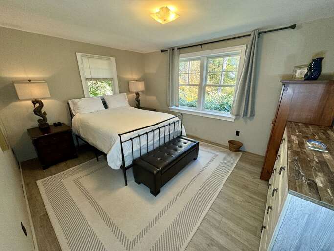 Primary Bedroom (1st Floor) Primary Bedroom (1st Floor)