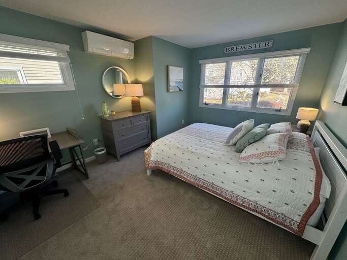 Secondary Bedroom (1st Floor) Secondary Bedroom (1st Floor)