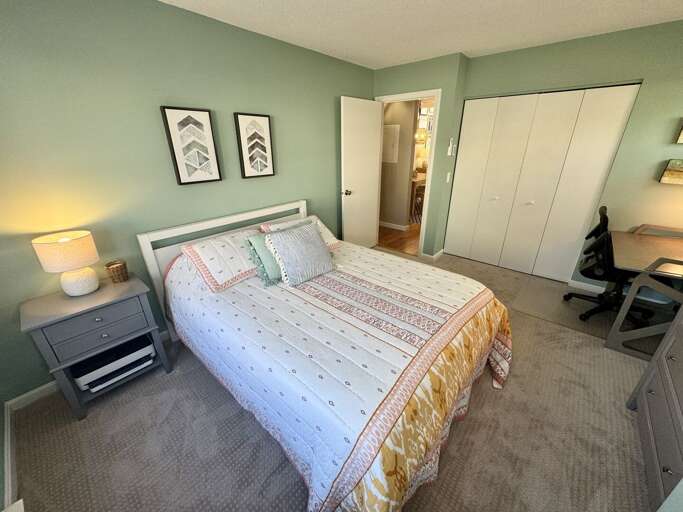 Secondary Bedroom (1st Floor) Secondary Bedroom (1st Floor)