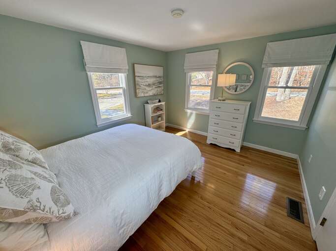 Primary Bedroom (1st Floor) Primary Bedroom (1st Floor)