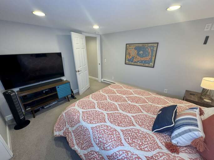 Basement Level - Bedroom