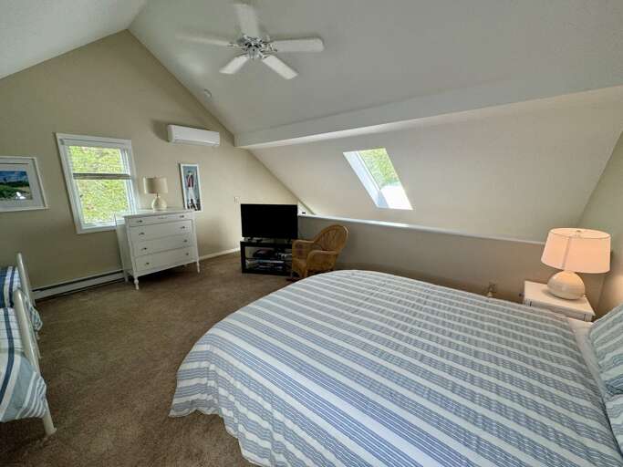 Open-Loft Bedroom