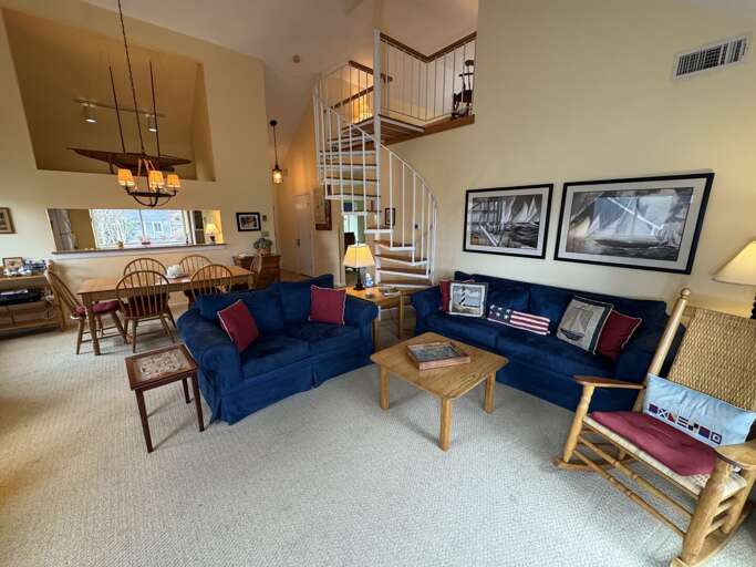 Dining / Living Room