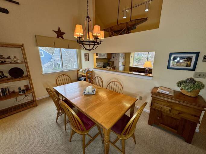 Dining / Living Room