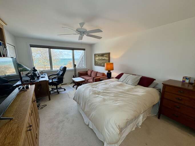 Primary Bedroom (2nd Floor)