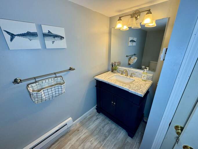 Secondary Bathroom (Basement Level)