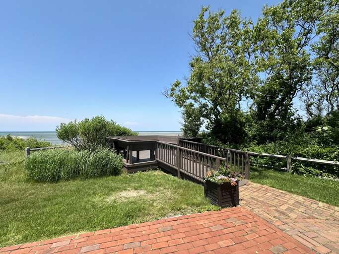 Accessible Beach Lookout Point