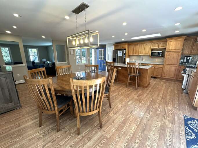 Fully Equipped Kitchen & Dining Area