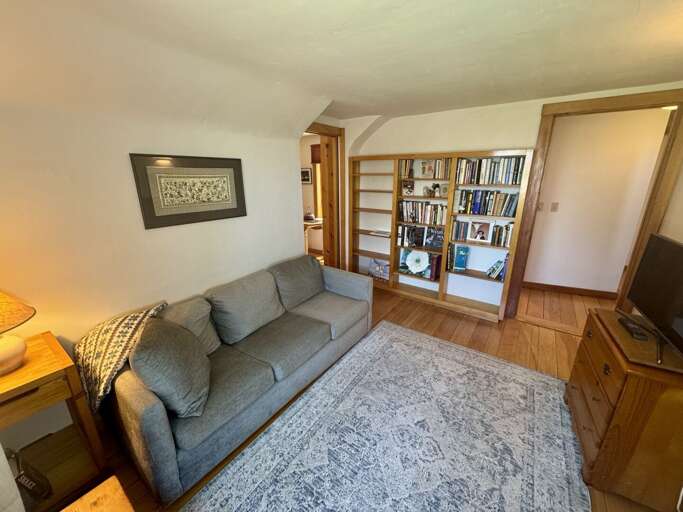 Den Area