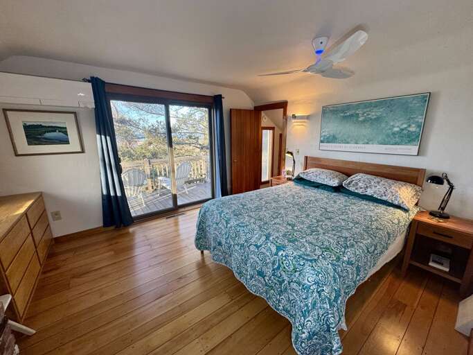 Primary Bedroom (2nd Floor)