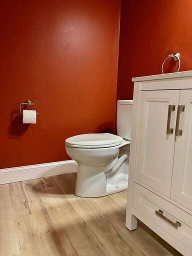 Finished lower level half bath