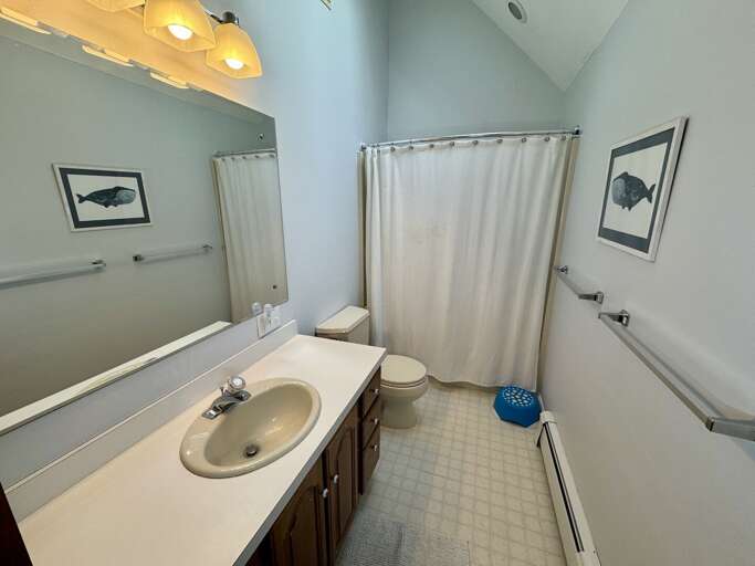 Secondary Bedroom (2nd Floor)