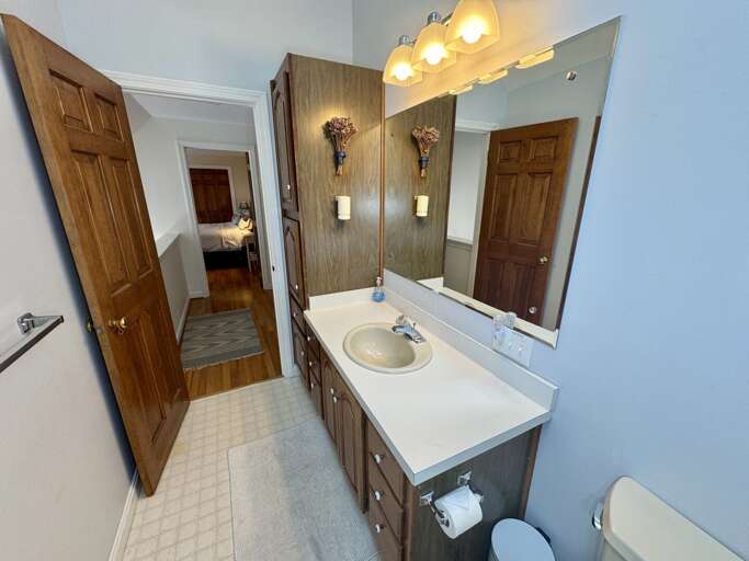 Secondary Bedroom (2nd Floor)