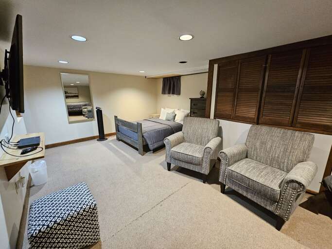 Lower Level Bedroom with Double/Full Bed & Twin