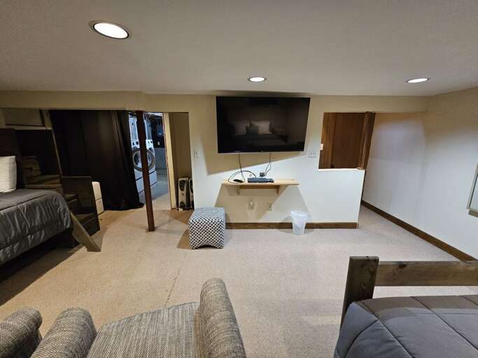 Lower Level Bedroom with Double/Full Bed & Twin