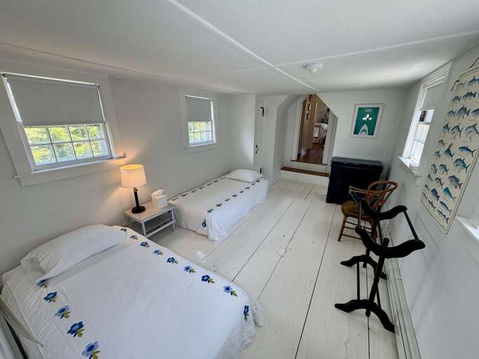 2nd Floor 2 Twins Bedroom #4