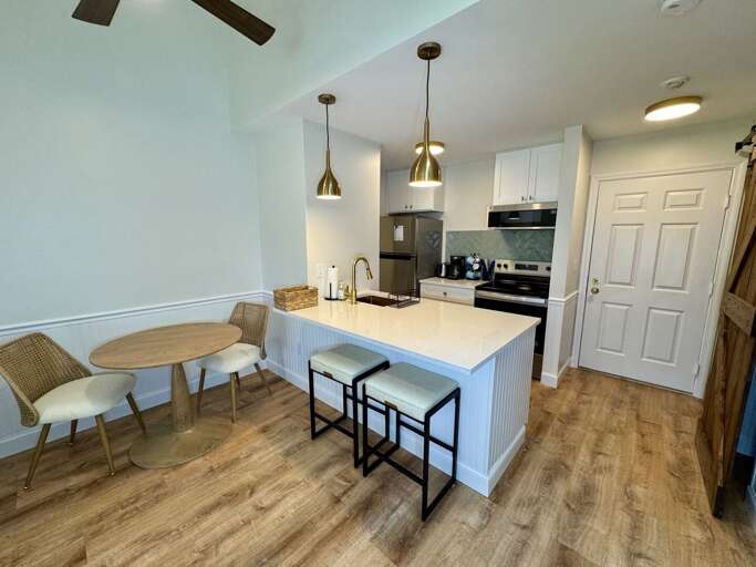 Dining / Kitchen Area