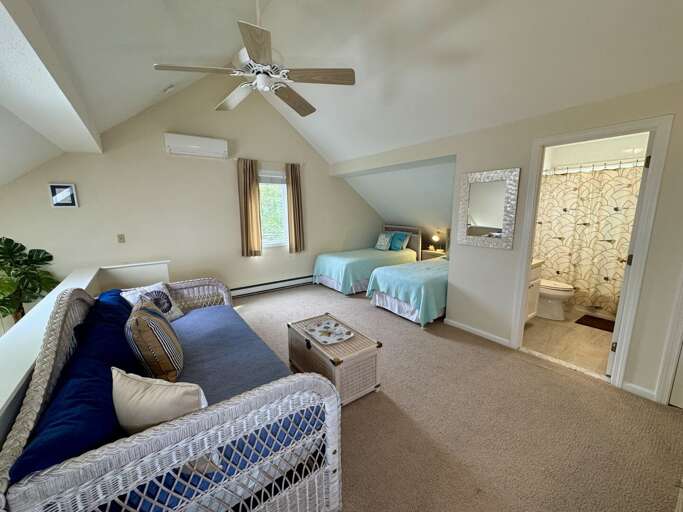 Secondary Bedroom / Loft