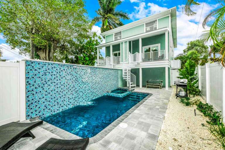 Village Time Luxury 6 Bedroom House for Rent in Siesta Key, FL