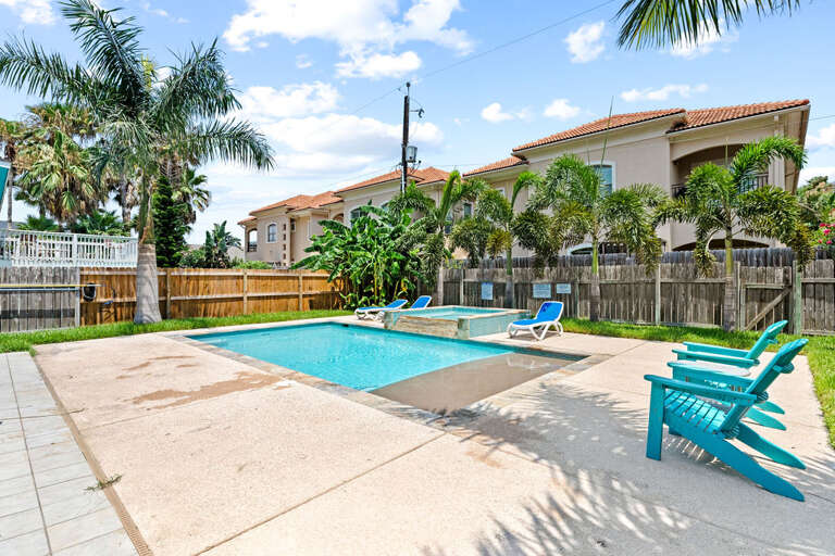 Private heated pool and hot tub with a great patio area! Private heated pool and hot tub with a great patio area!