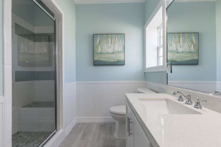 En Suite Bathroom #4