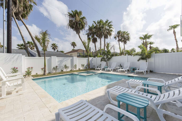 Private Pool/Hot Tub Area
