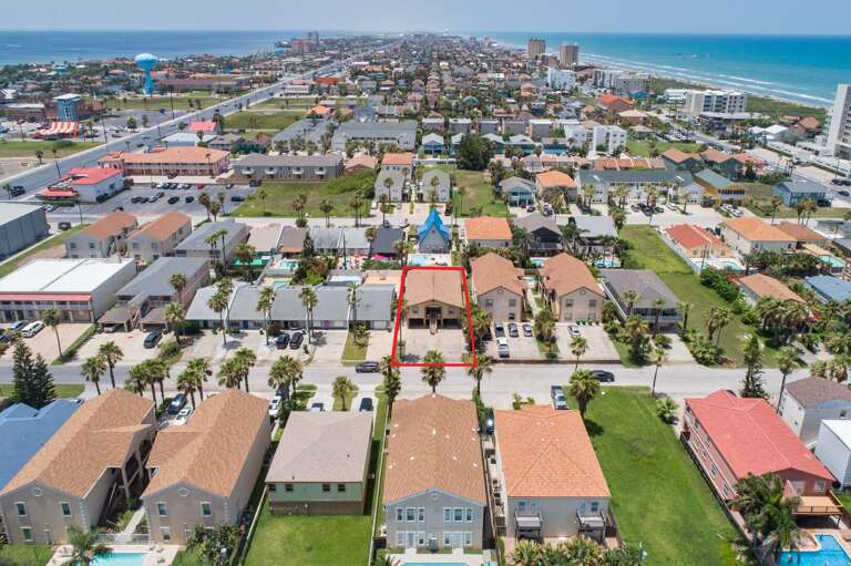 Bird's eye view of front exterior of 116 E Campeche #1,#2,#3 Bird's eye view of front exterior of 116 E Campeche #1,#2,#3