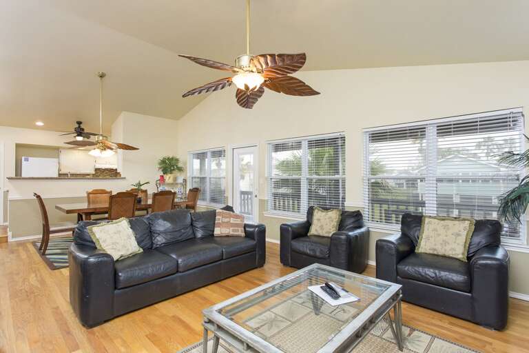 Living Room & Dining Area