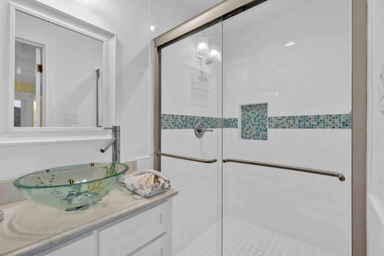 2nd Floor 1st Guest Bedroom Full Bath 2nd Floor 1st Guest Bedroom Full Bath