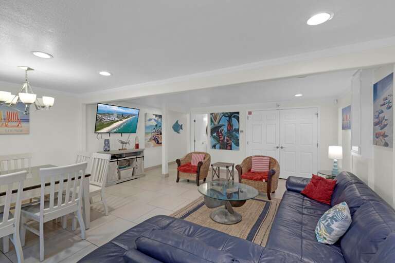 Spacious Living Area