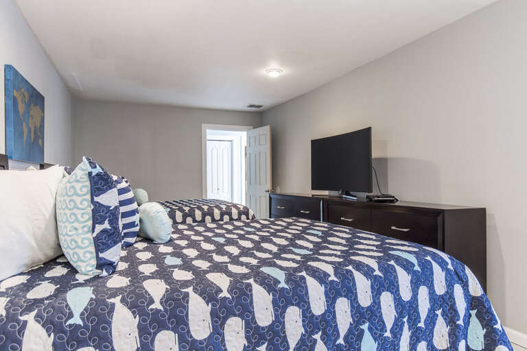 2nd Floor Bedroom #3 (Two Queen Beds, 4K Ultra Curved HDTV)