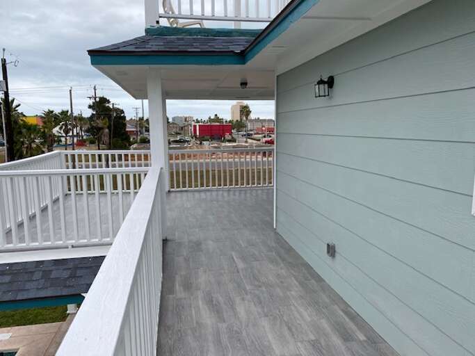 New 2nd floor, north facing balcony!