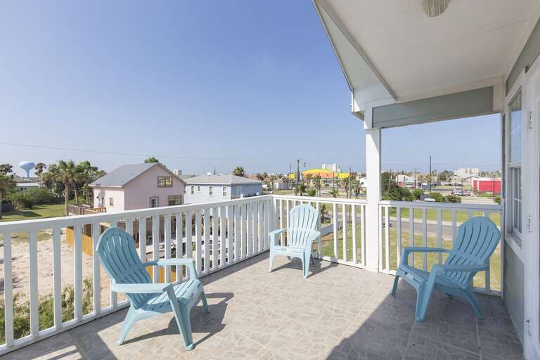 3rd floor Northside balcony has beautiful SPI view