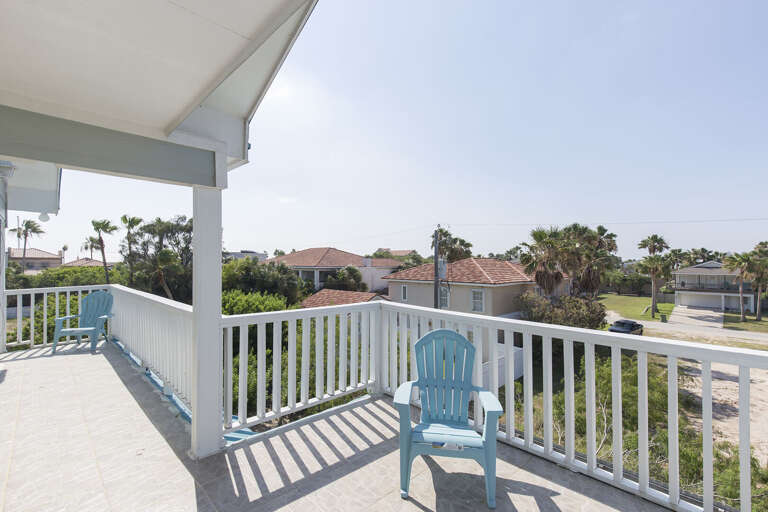 3rd Floor Northside Balcony