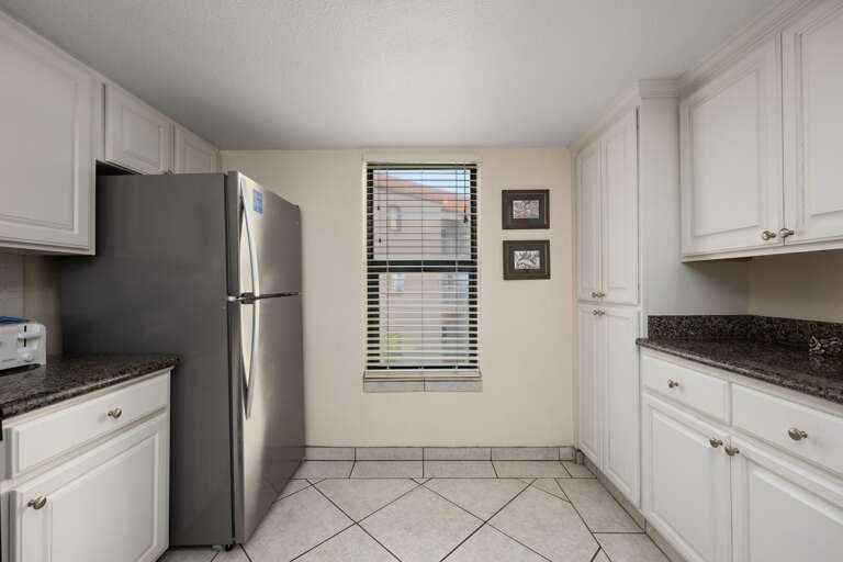 Large Kitchen Area with Stainless Steel Appliances!