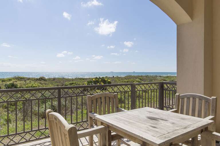 1st floor beachfront patio