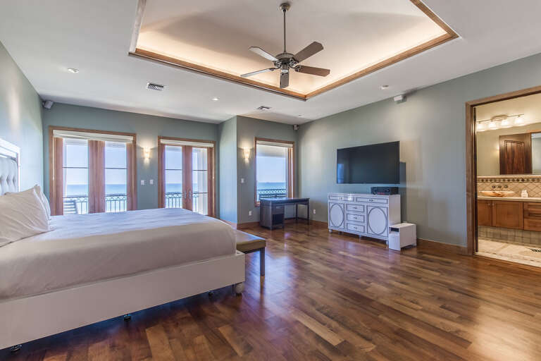 Huge master bedroom located on 3rd floor