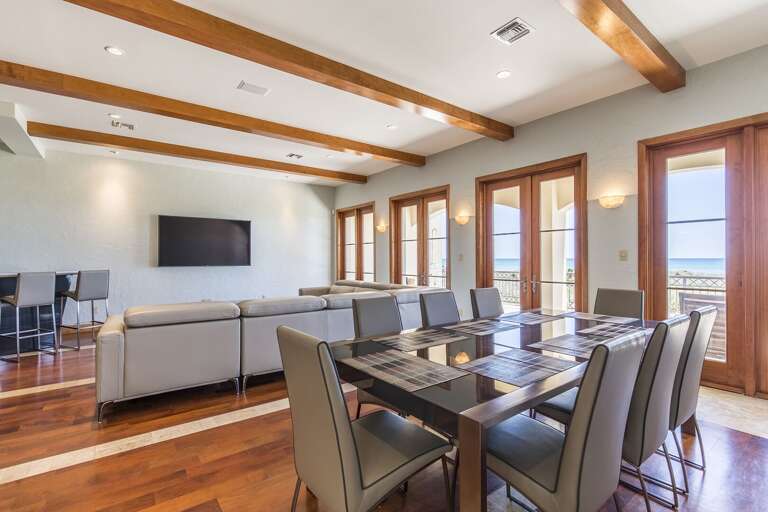 Large living and dining area. Perfect for entertaining!