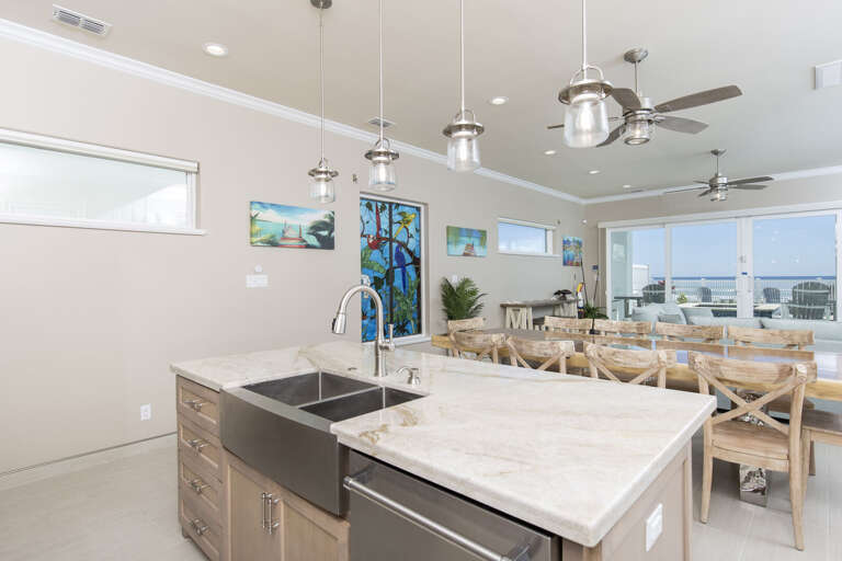 Gorgeous bar area with additional seating