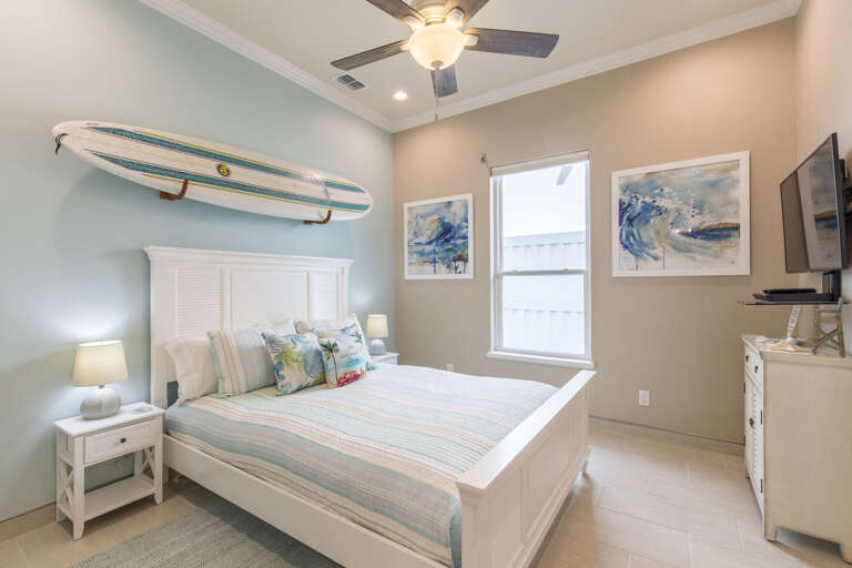 Ground floor guest bedroom with 4K TV